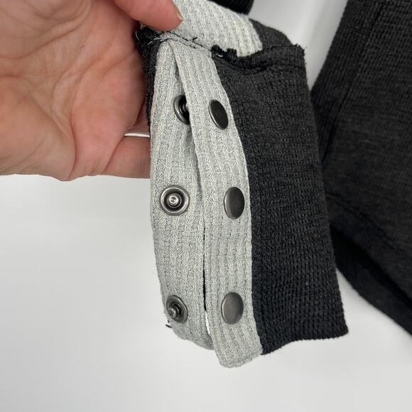 We The Free Thermal Waffle Knit Henley Top Sz XS Y2K Grunge Street Colorblock - Picture 5 of 12